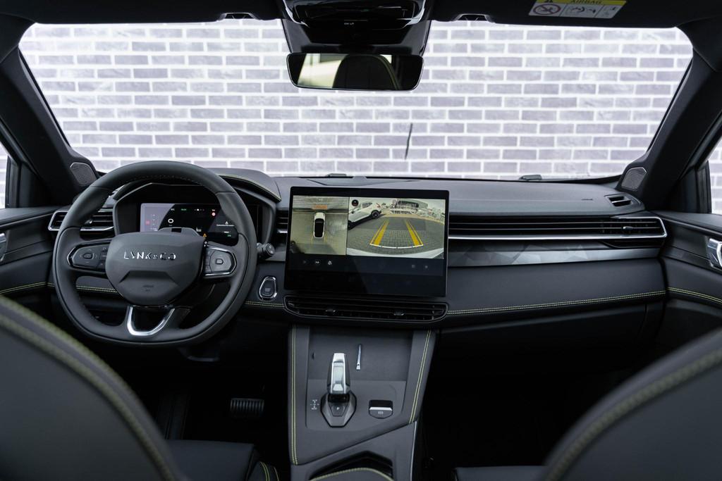 Lynk & Co 01 1.5 More | 1800 kg trekvermogen | Dodehoekassis, Auto's, Euro 6, 4 cilinders, 276 pk, 1898 kg