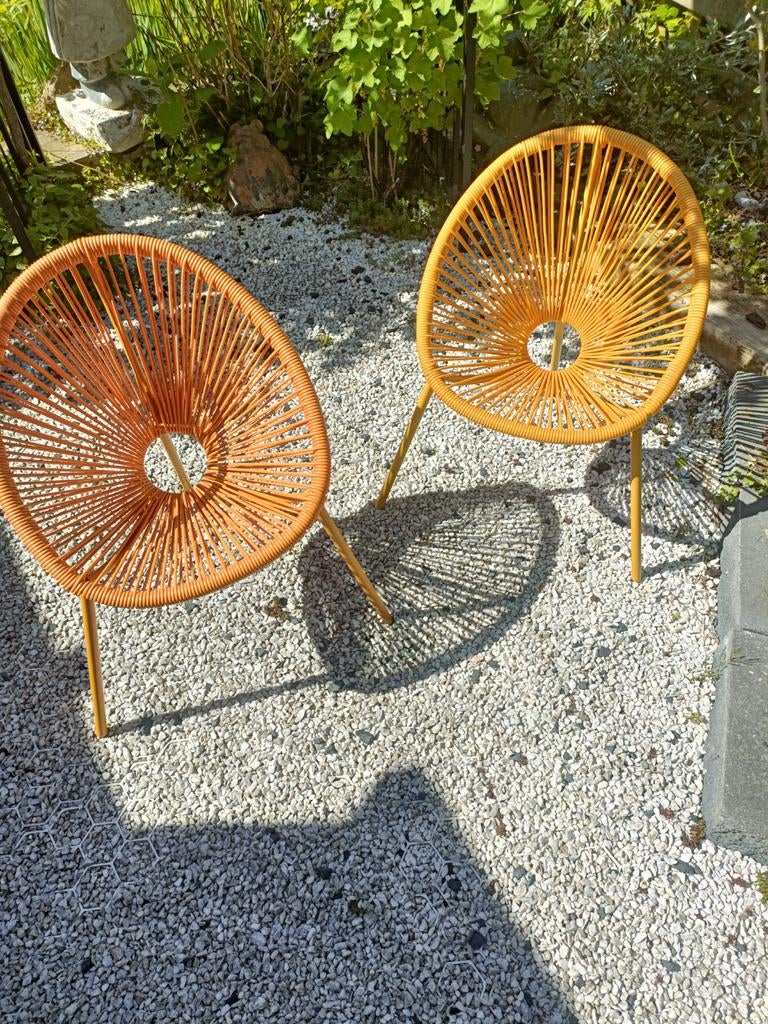 Twee oranje kinderstoeltjes, Kunststof, Gebruikt, Twee, Overige kleuren