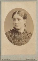 CDV - A. Greiner - Amsterdam -Groen karton -Jurk, Gebruikt, Verzenden, Foto, Klederdracht