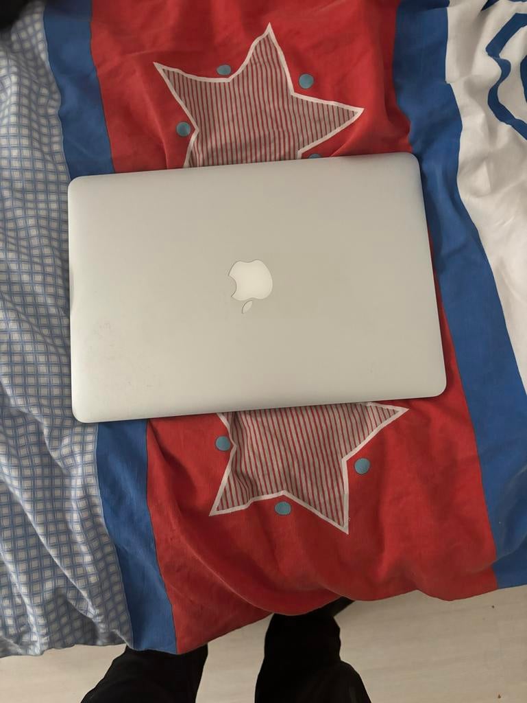 MacBook Pro 2014 met witte lijn in scherm, inclusief lader, Computers en Software, Apple Macbooks, MacBook Pro, 2 tot 3 Ghz, 13 inch