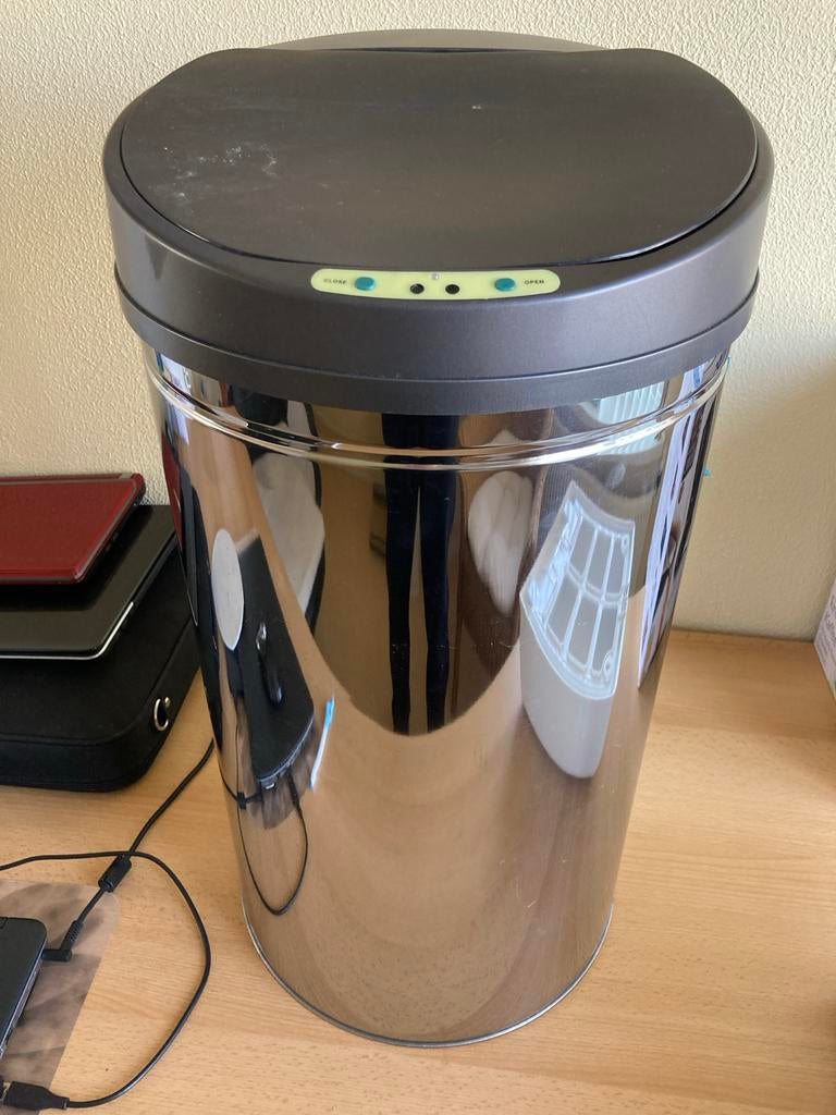 RVS Afvalbak met Sensor - Automatische Prullenbak, Gebruikt, 50 tot 75 cm, Ophalen of Verzenden, Rvs