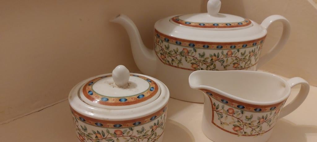 Johnson Bros theepot en roomstel /Lemon Tree, Ophalen of Verzenden