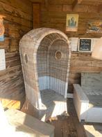 Unieke strand rotan stoel, wit/grijs, voor binnen/buiten, Gebruikt, Overige kleuren, Riet of Rotan, Ophalen of Verzenden