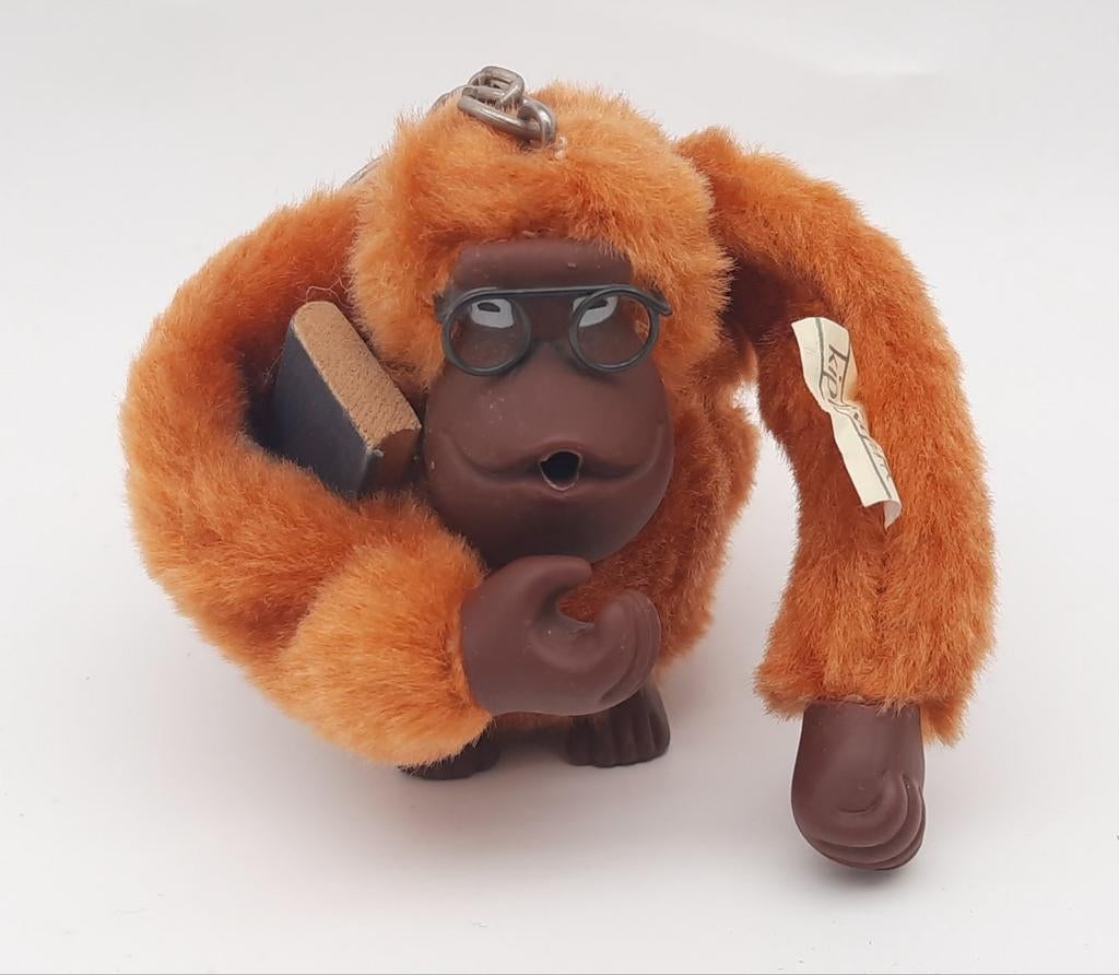 Kipling Oranje/Bruin Aapje Victor met bril en boek, Verzamelen, Ophalen of Verzenden, Zo goed als nieuw