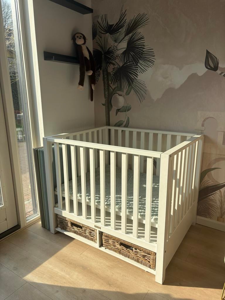 Kidsmill La Première Box met 2 rieten manden, Kinderen en Baby's, Ophalen, Gebruikt, Vierkant, Boxkleed