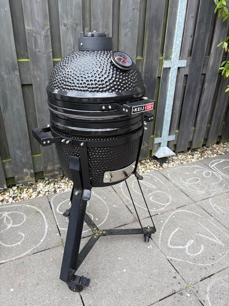 Keij Kamado Pro Compact met onderstel en accessoires, Tuin en Terras, Barbecue-accessoires, Ophalen of Verzenden, Gebruikt