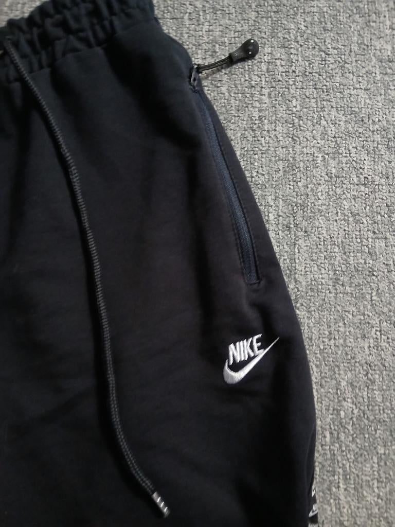 Korte Nike broek - Maat XXL - Zeer goede staat, Kleding | Heren, Broeken en Pantalons, Zwart, Nike, Overige maten, Ophalen of Verzenden