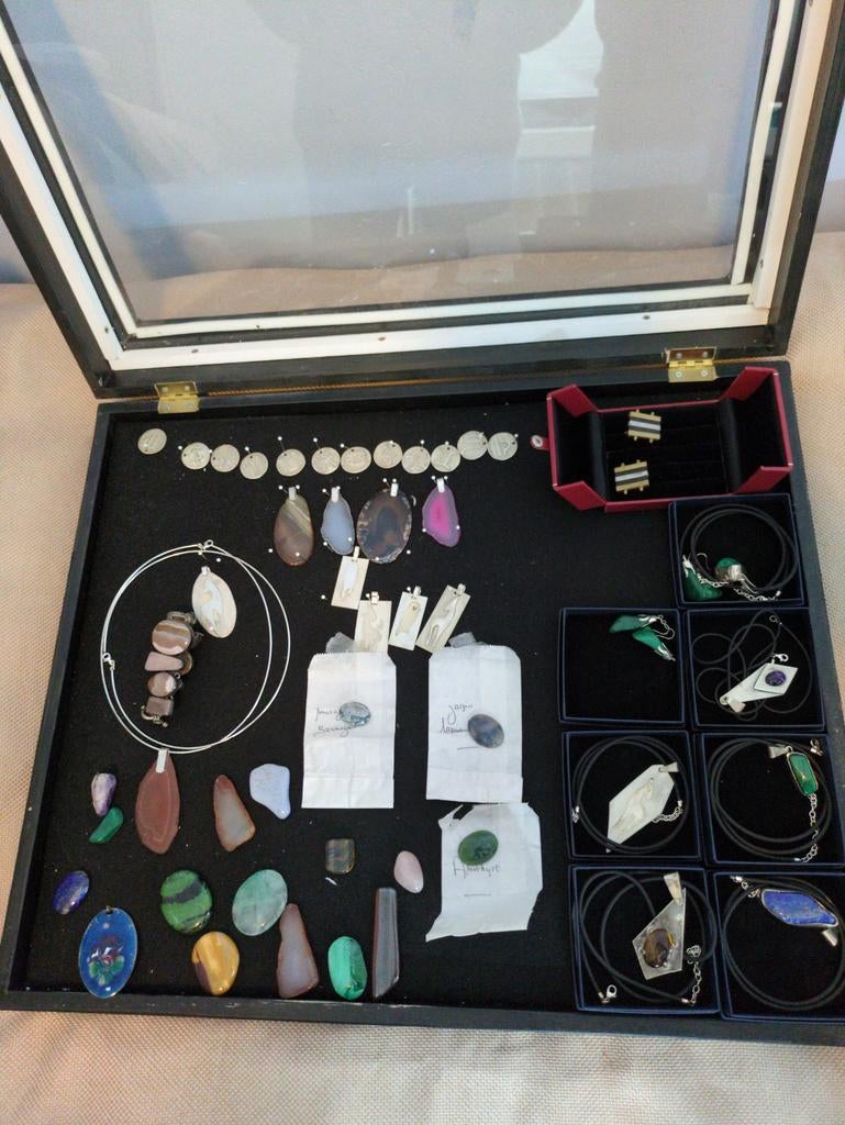 Onafgewerkte sieraden met diverse stenen, Ophalen of Verzenden