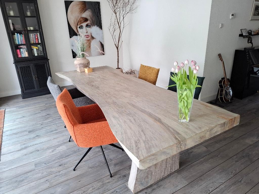 Boomstam tafel, kleur: taupe, 300x110cm, Ophalen, Gebruikt, Robuust modern, 200 cm of meer
