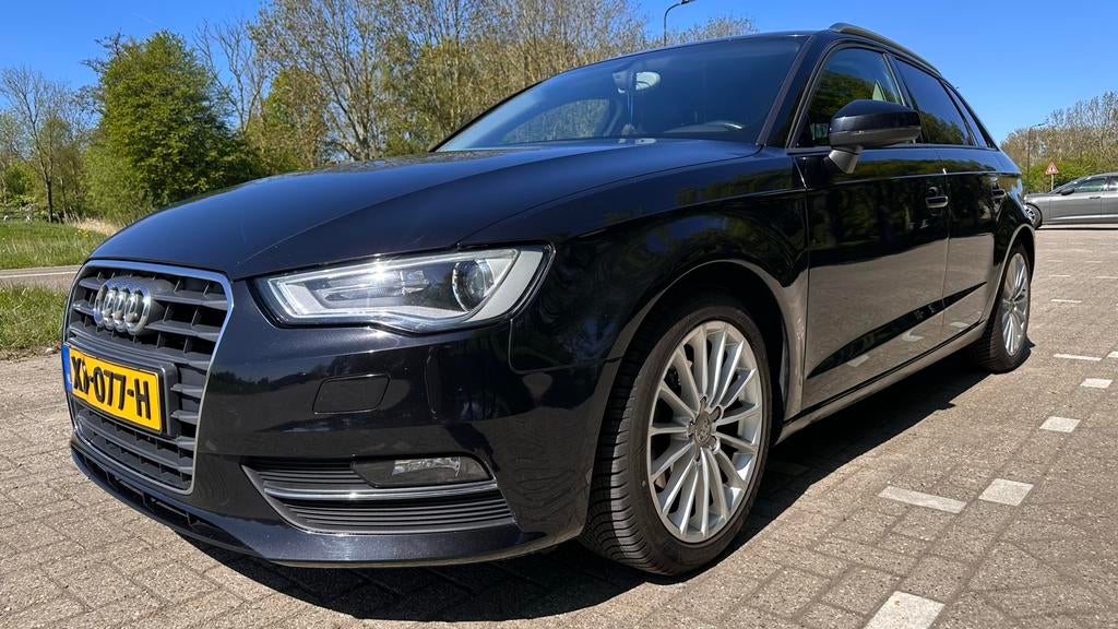Audi A3 1.4 TFSI Ambition Sportback S-tronic 2013 Zwart, Multifunctioneel stuurwiel, Zwart, Alcantara, 1395 cc