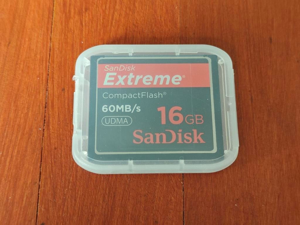 Sandisk 16GB CF kaart Extreme UDMA 60MB/s, Sandisk, Ophalen of Verzenden, Zo goed als nieuw, 16 GB