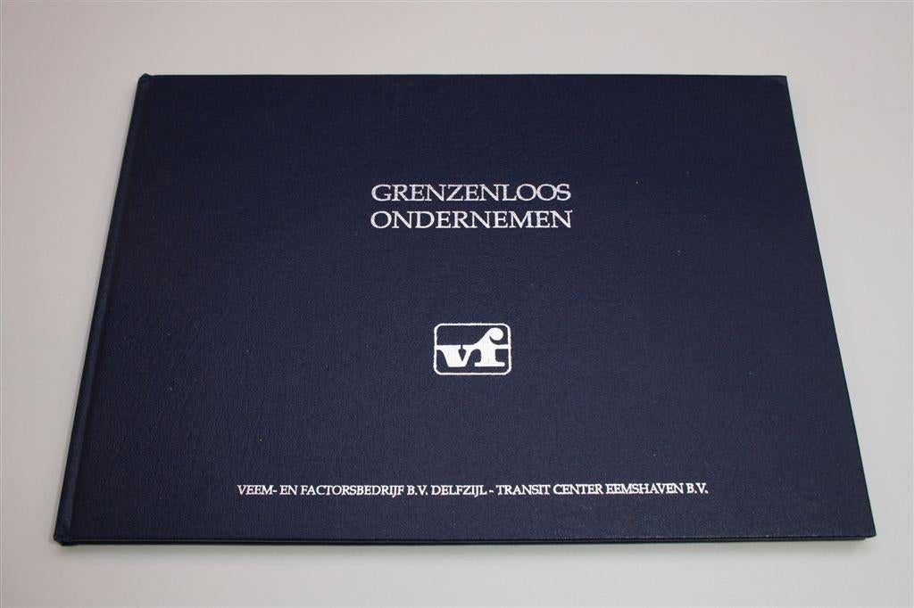 Bedrijfsboek V&F Delfzijl & Eemshaven — Rijk Geïllustreerd, Ophalen of Verzenden, Gelezen