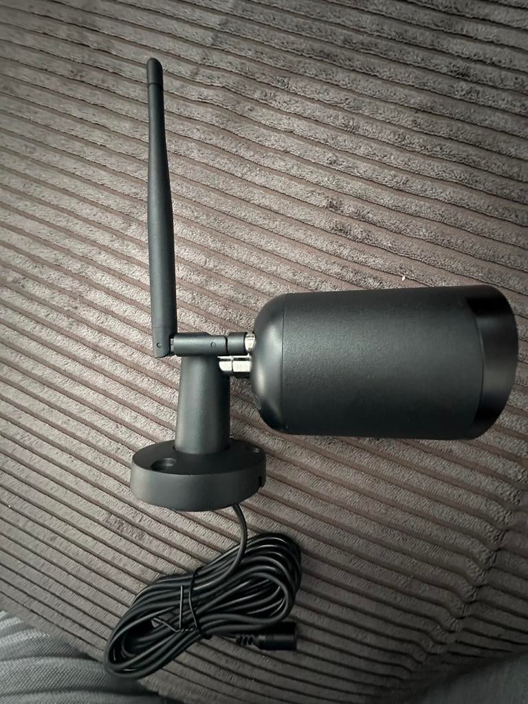 Qnect Wi-Fi Smart outdoor camera, Ophalen of Verzenden, Zo goed als nieuw, Buitencamera