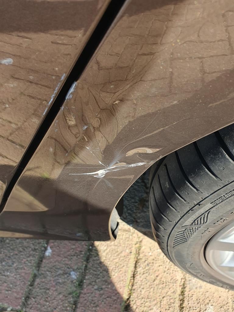 Vw Jetta 1.2 TSI 2011-  met lichte schade, Auto-onderdelen, Ophalen of Verzenden, Voor, Volkswagen, Bumper