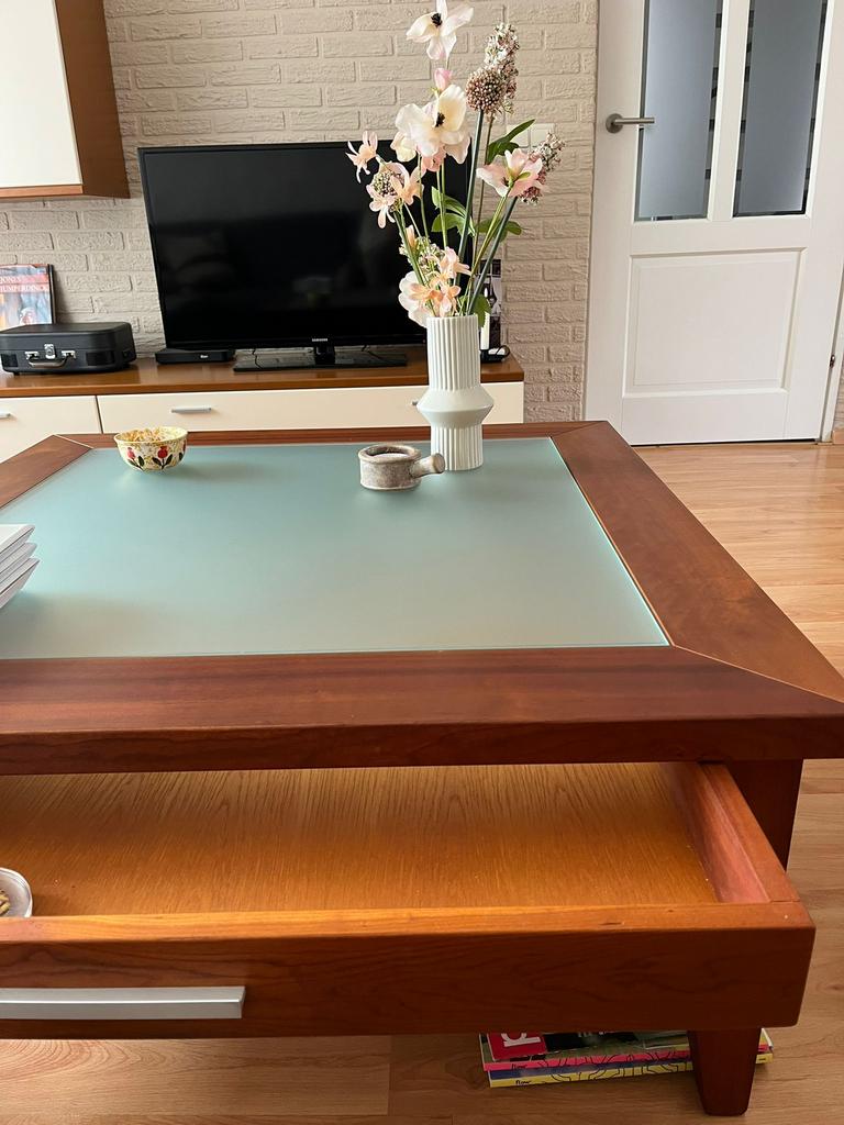 Teak houten tafel., Huis en Inrichting, Tafels | Salontafels, 50 tot 100 cm, Zo goed als nieuw, 75 cm of meer, Vierkant