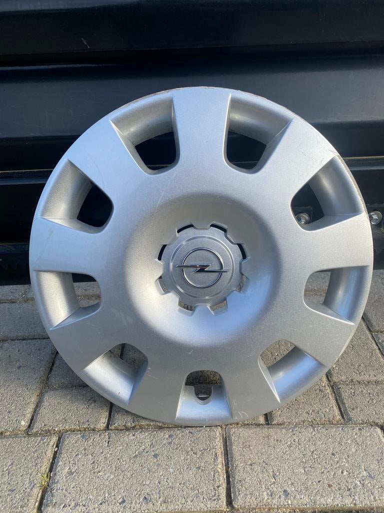 1 originele Opel Corsa D Astra H wieldop 15” inch, Auto diversen, Wieldoppen, Ophalen of Verzenden, Gebruikt
