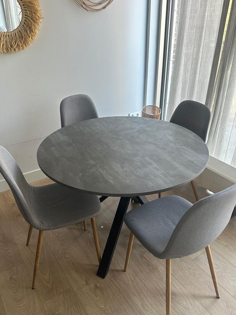 Ronde tafel met 4 stoelen, Huis en Inrichting, Ophalen, Overige materialen, Gebruikt, 100 tot 150 cm