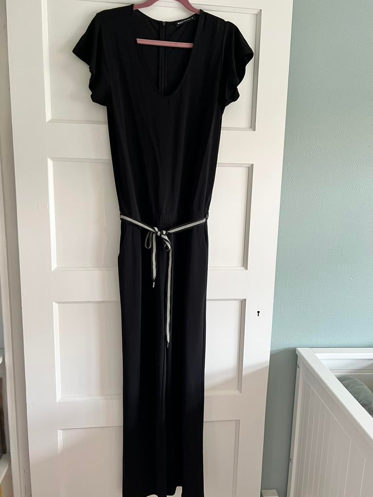Jumpsuit Expresso zwart maat M met riempje, Kleding | Dames, Jumpsuits, Ophalen of Verzenden, Zo goed als nieuw, Maat 38/40 (M)