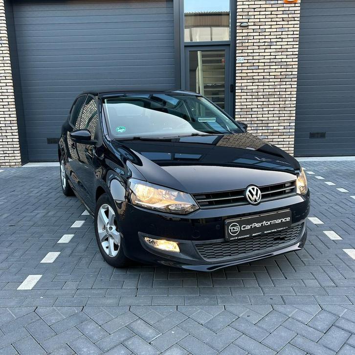 Volkswagen Polo 1.2 - 69PK - 2010 Zwart - Carplay - parkeer, Auto's, Volkswagen, Bedrijf, Polo, ABS, Achteruitrijcamera, Airbags