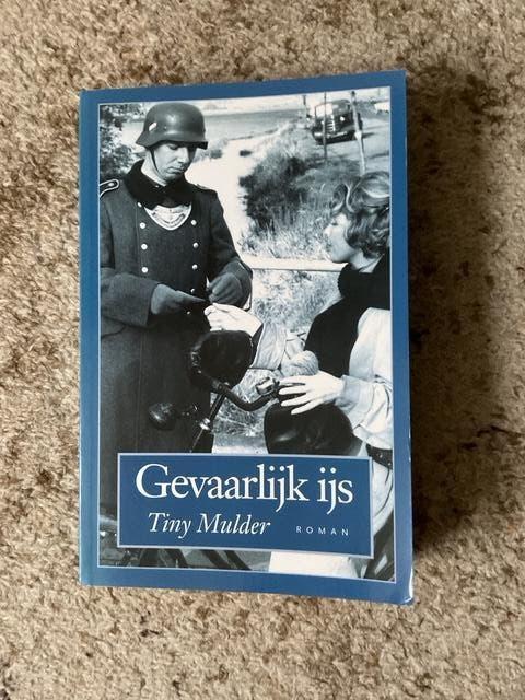 oorlogsboek Gevaarlijk ijs van Tiny Mulder, Boeken, Tiny Mulder, Nieuw, Ophalen of Verzenden, Nederland