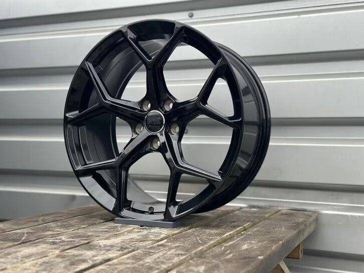 19" 20" AUDI RS3 RS4 RS6 RS7 Look Sportvelgen A3 A4 A6 Q2 Q3, Auto-onderdelen, Banden en Velgen, 19 inch, Velg(en), -, -