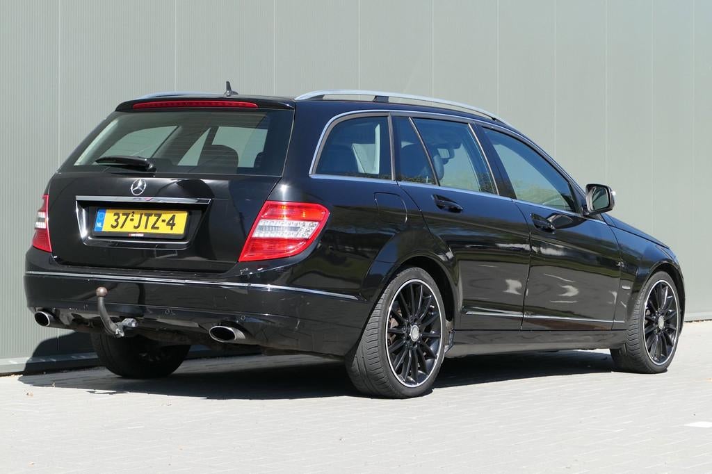 Mercedes-Benz C-klasse Estate 320 CDI Avantgarde, Auto's, Mercedes-Benz, Euro 5, Achterwielaandrijving, Zwart, 197 €/maand