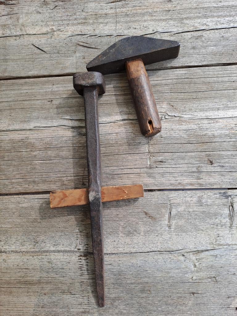 Antieke haarhamer en haarspit voor zeis, Antiek en Kunst, Antiek | Gereedschap en Instrumenten, Ophalen