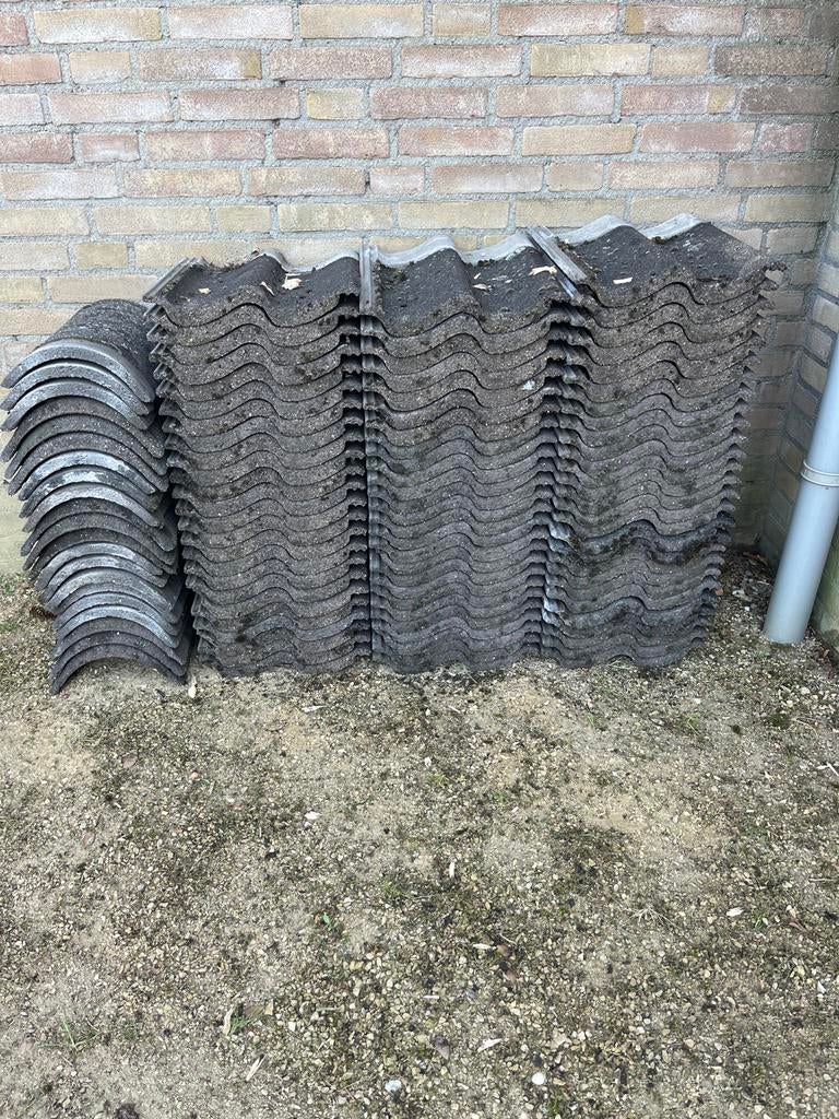 77 sneldek dakpannen en 21 vorstpannen, Ophalen, Gebruikt, Steen of Klei, 15 m² of meer