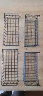 Industriële metalen opbergmandjes - wandrek, Huis en Inrichting, Woonaccessoires | Schalen en Manden, Overige materialen, Gebruikt