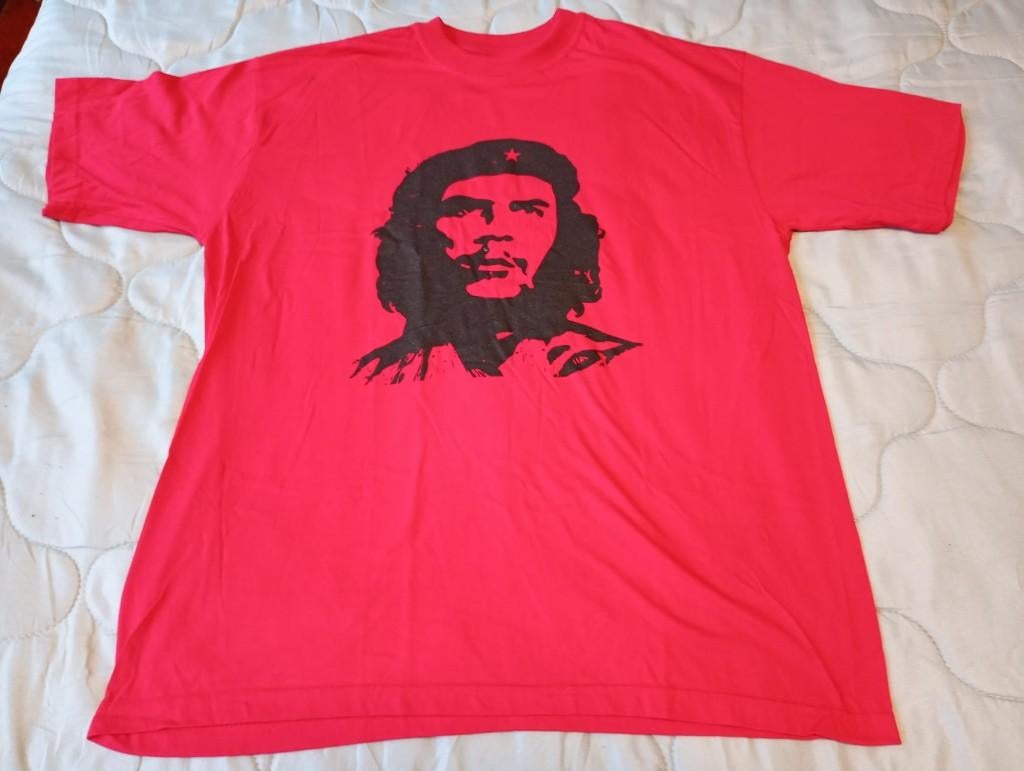 Rood T‑shirt iconische Che‑Guevara print maat L nieuwstaat, Ophalen, Nieuw, Maat 52/54 (L), Rood