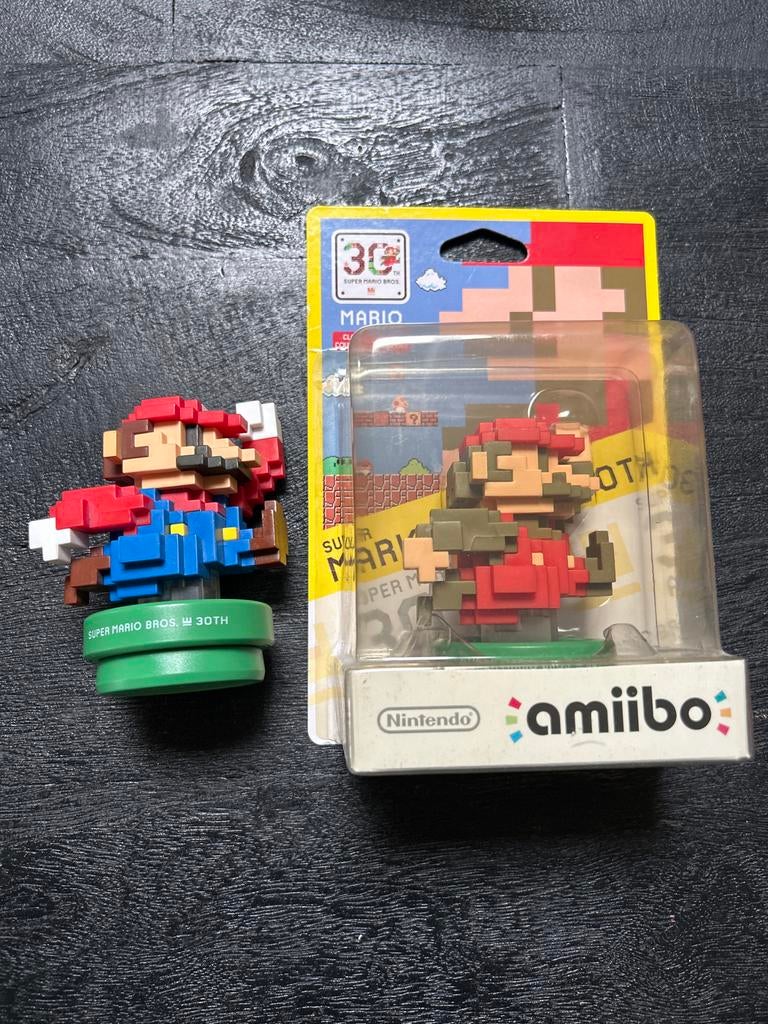 Super Mario 30th Anniversary Amiibo: Klassiek & Modern Mario, Ophalen of Verzenden, Zo goed als nieuw