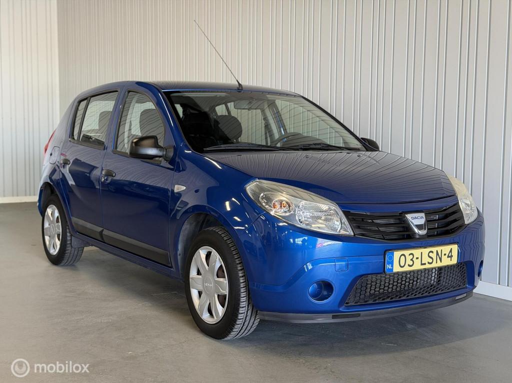 Dacia Sandero 1.6 Lauréate NAP, Voorwielaandrijving, 1011 kg, 4 cilinders, Blauw
