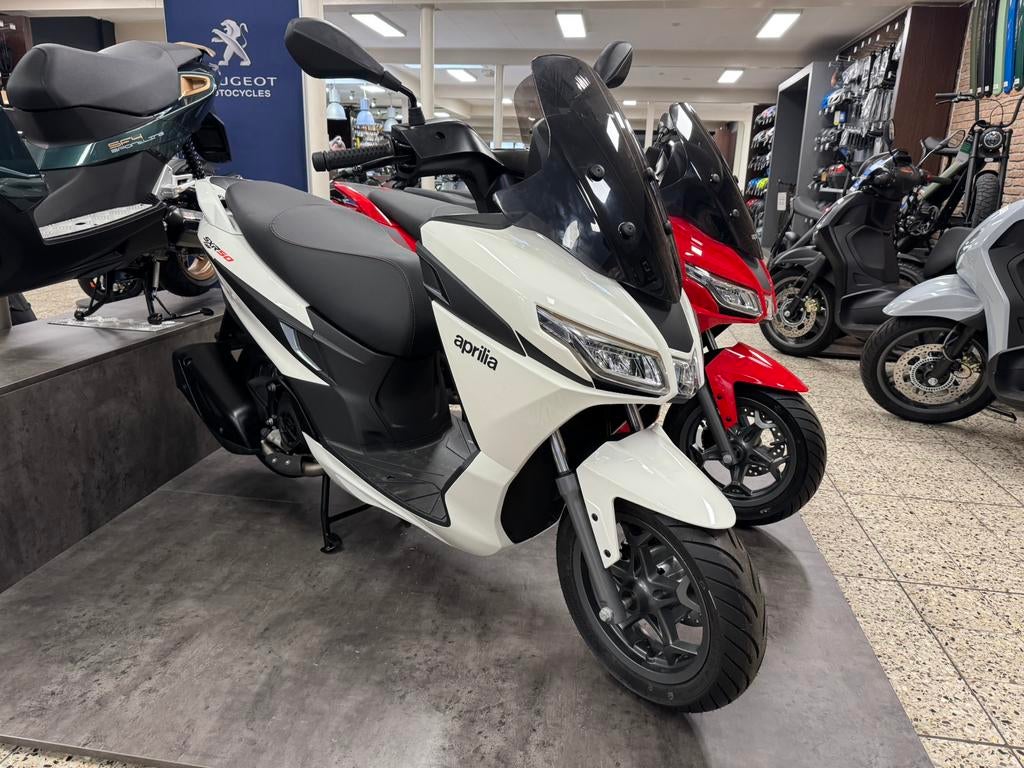 Aprilia SXR 50 Scooter 2026 NIEUW ACTIE 4-JAAR GARANTIE!, Ophalen, Overige modellen, Info@piaggio.com, Aprilia