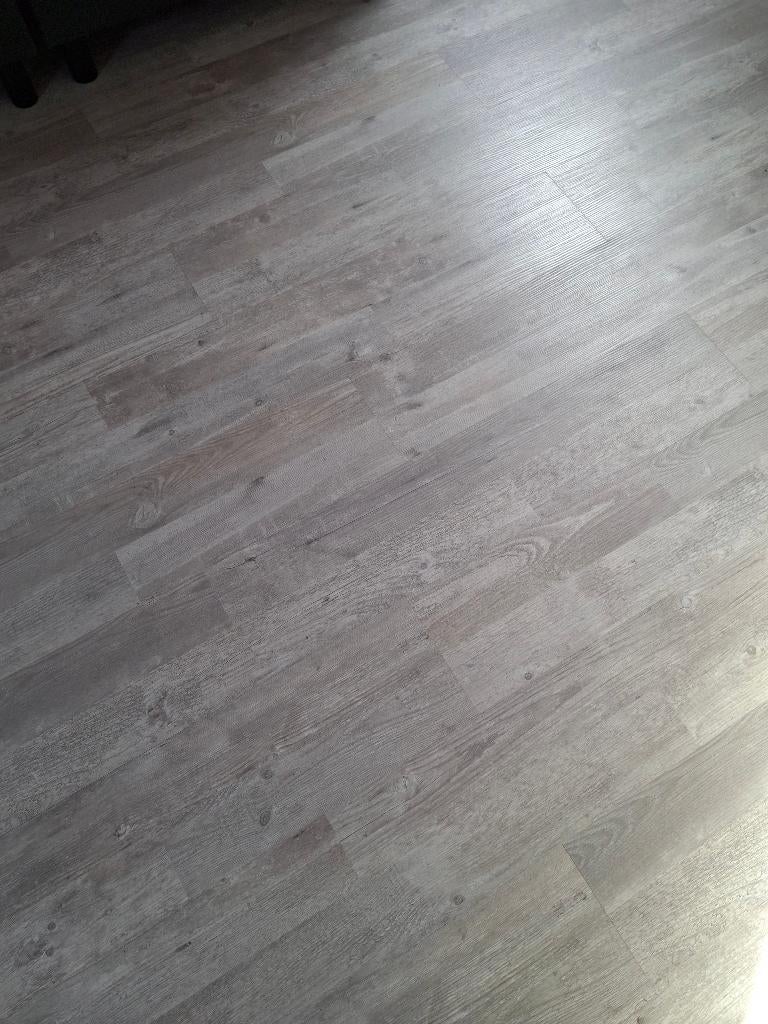 Lundia laminaat grijs, Doe-het-zelf en Verbouw, Vloerdelen en Plavuizen, Ophalen, Nieuw, Minder dan 50 cm, 5 tot 10 m²
