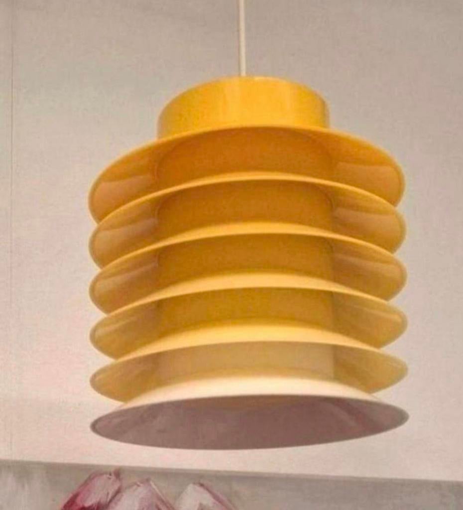 Deense vintage gele kunststof hanglamp., Huis en Inrichting, Lampen | Hanglampen, Ophalen of Verzenden, Kunststof, Minder dan 50 cm