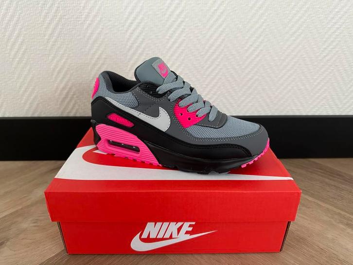 Nike air max 90, Kinderen en Baby's, Kinderkleding | Schoenen en Sokken, Nieuw, Sportschoenen, Jongen of Meisje, Ophalen