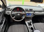 Volkswagen Passat Variant 1.6 FSI Highline Business 6vers na, Auto's, Volkswagen, 13 km/l, 4 cilinders, 116 pk, Zwart