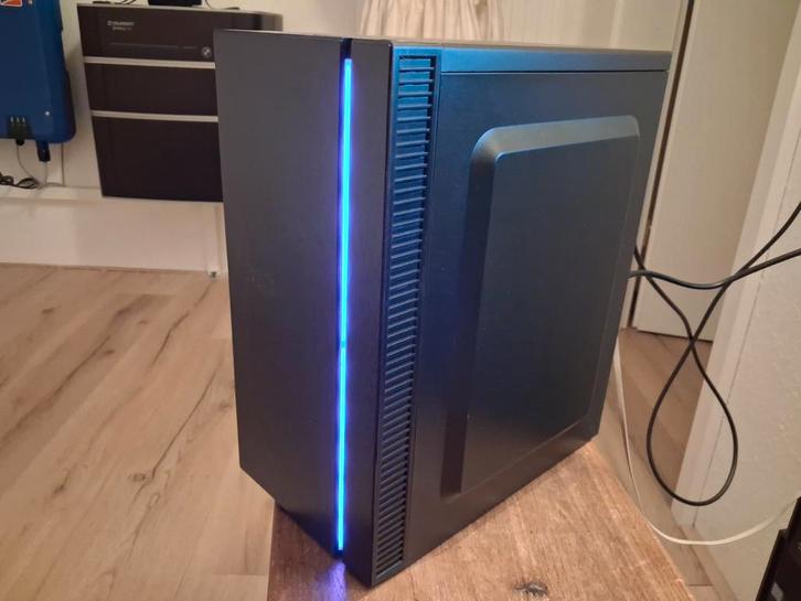 Compacte Desktop PC met Windows 11 Pro en 16GB RAM, Computers en Software, Desktop Pc's, Nieuw, 2 tot 3 Ghz, SSD, 16 GB, Ophalen of Verzenden