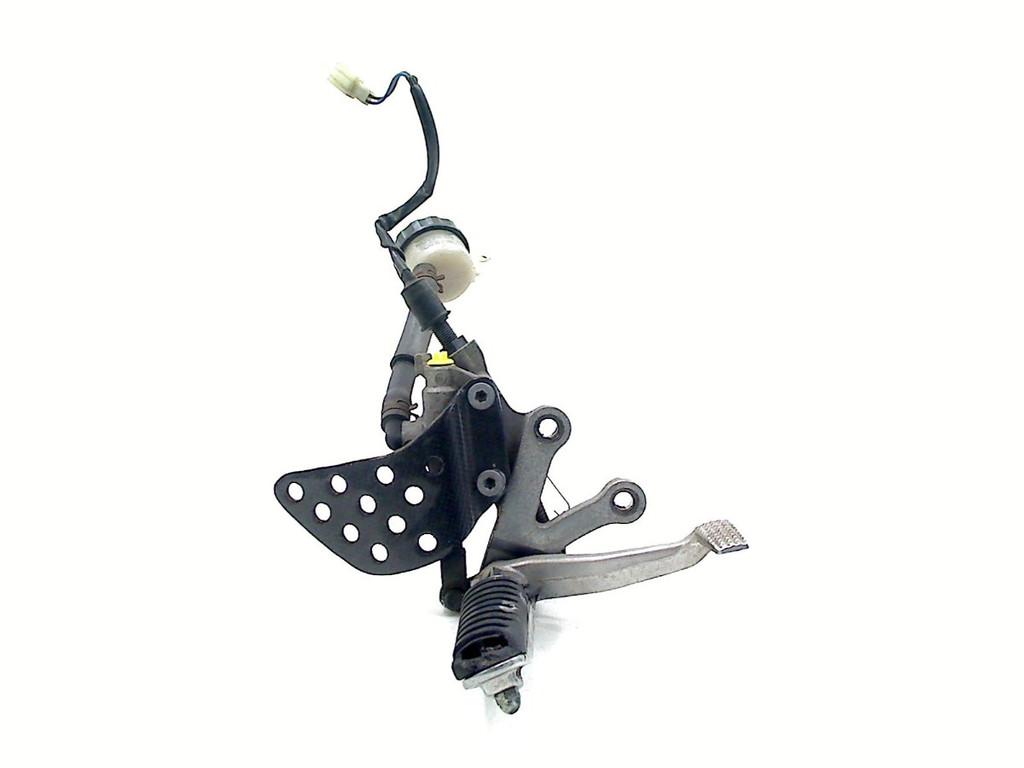 SCHETSPLAAT RECHTS VOOR Kawasaki, Dhr. S. di Majo, Gebruikt, Info@cama-motorparts.nl, P.J. Troelstraweg 8 8
3144 CX  MAASSLUIS, NL