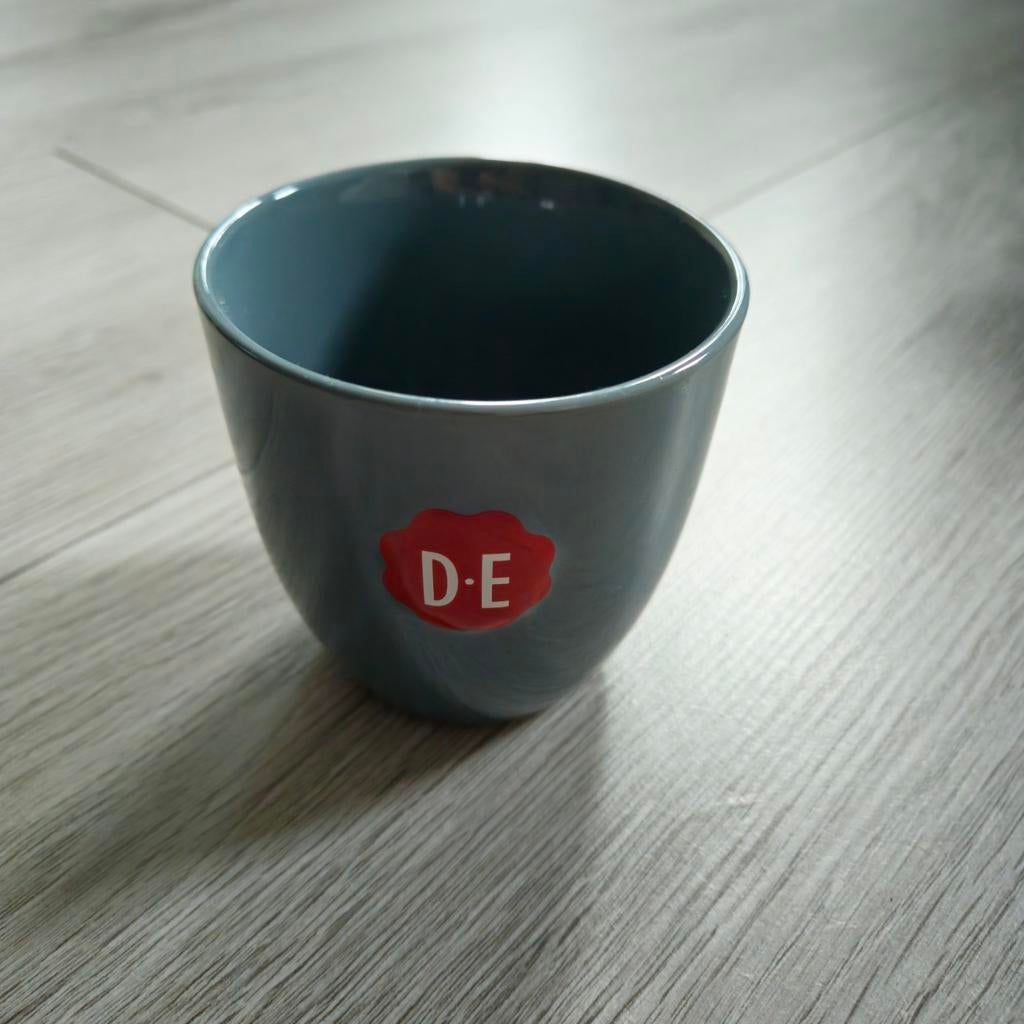 Opruiming: Mok Douwe Egberts, Ophalen of Verzenden, Zo goed als nieuw, Overige stijlen, Kop(pen) en/of Schotel(s)