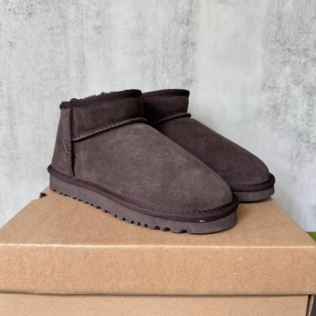 UGG ultra mini classic 36 en 38, Kleding | Dames, Schoenen, Ophalen of Verzenden