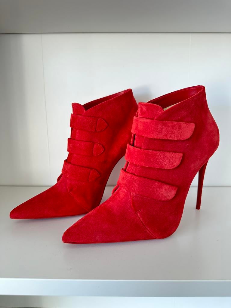 Christian Louboutin Triniboot 100 enkellaarzen 40,5 nieuw, Verzenden, Lage of Enkellaarzen, Nieuw, Rood