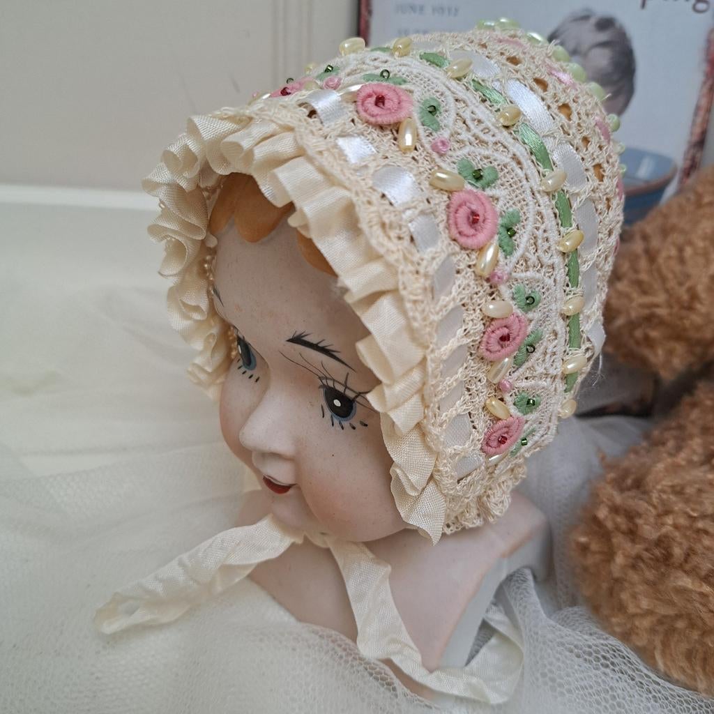 Hand gehaakt Katoen Brocante Poppen muts NIEUW, Ophalen of Verzenden