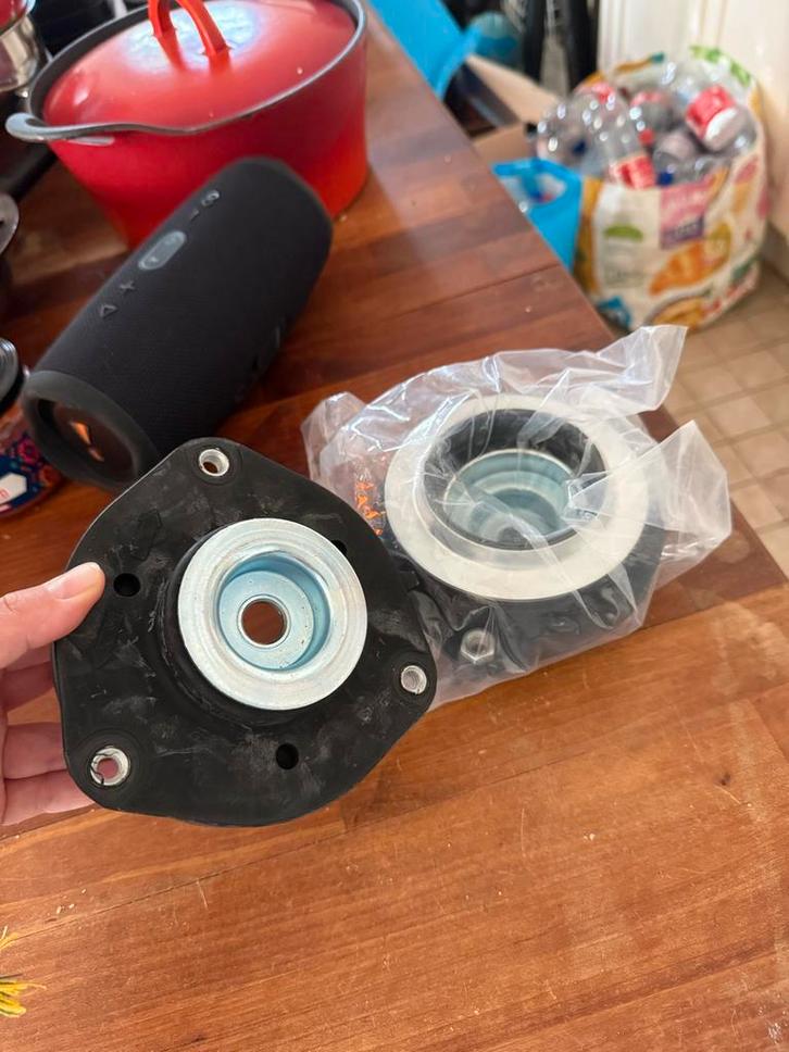 Nieuw Uitlaat Rubber Ophangrubber Uitlaatsysteem, Auto-onderdelen, Ophanging en Onderstel, Universele onderdelen, Nieuw, Ophalen of Verzenden