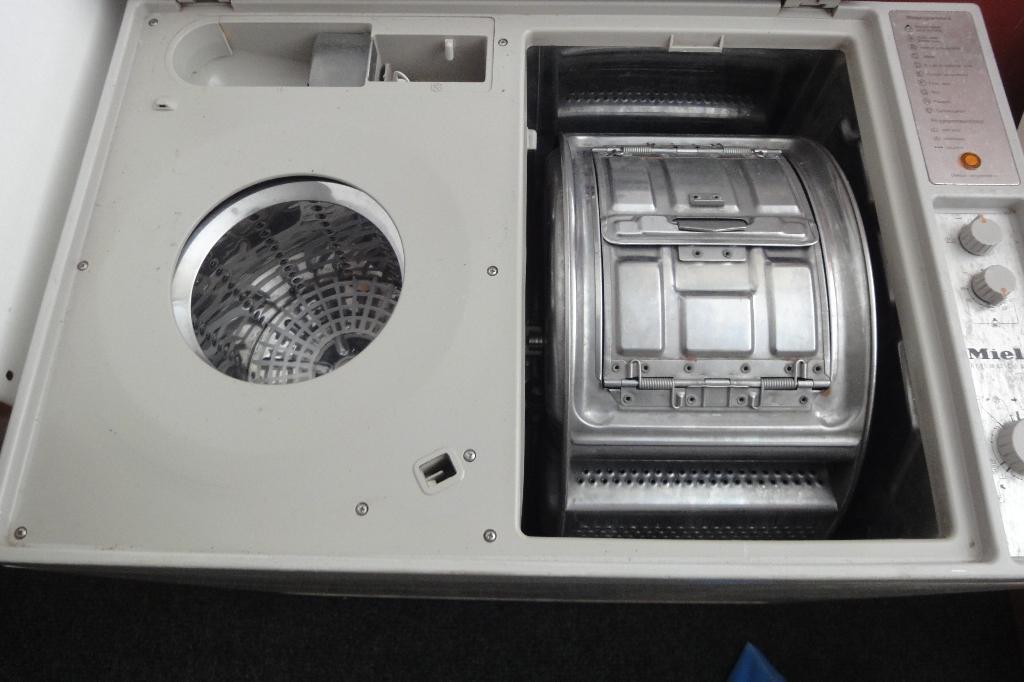 bovenlader, Witgoed en Apparatuur, Ophalen, 4 tot 6 kg, 85 tot 90 cm, Minder dan 1200 toeren