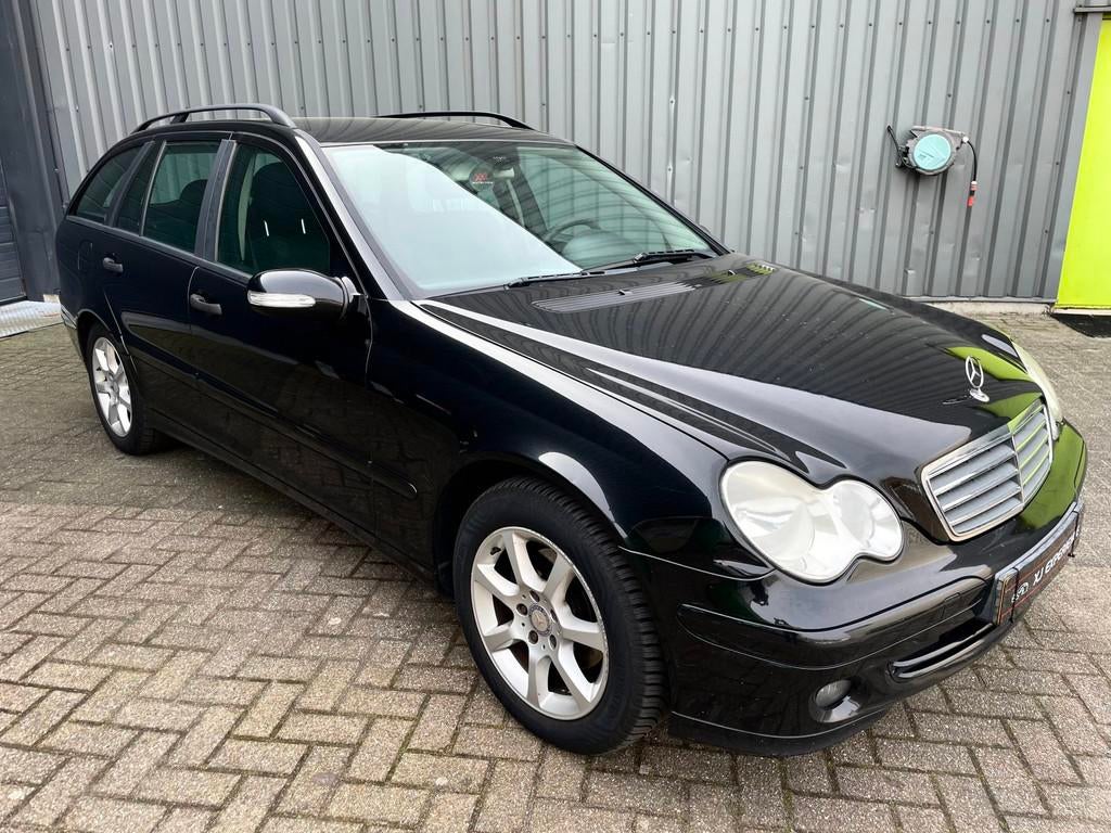 Mercedes-Benz C-klasse Combi 200 CDI Classic AIRCO NAVI, Auto's, Mercedes-Benz, Gebruikt, Zwart, 4 cilinders, 1465 kg