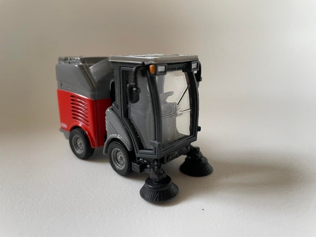 model veegwagen Hako Citymaster 300 straatveger Siku, 1/50, Hobby en Vrije tijd, Modelauto's | 1:50, Ophalen of Verzenden, Gebruikt