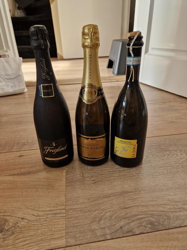 3 flessen kwaliteitswijnen: champagne, prosecco en cava, Ophalen of Verzenden, Nieuw, Frankrijk, Champagne