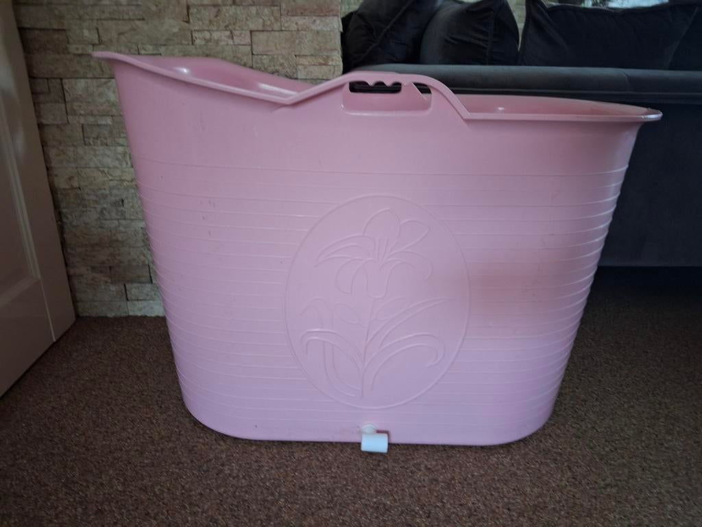 Leuke roze mobiele badkuip, Huis en Inrichting, Ophalen, Overige typen