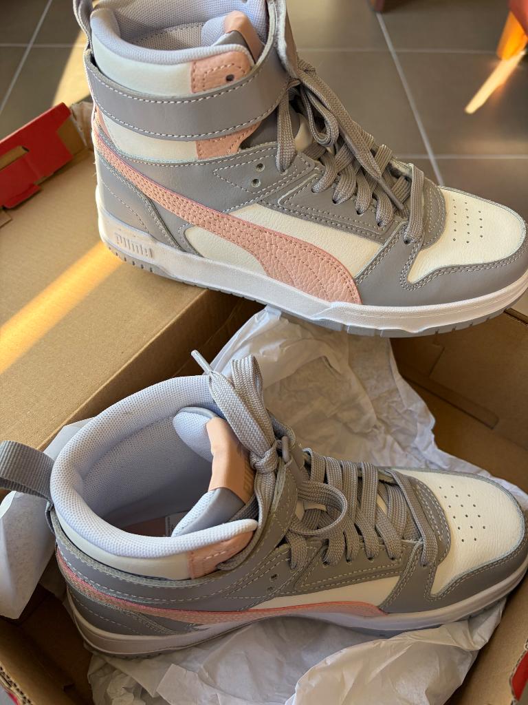 Nieuwe Puma half hoge schoenen mt 38, Overige kleuren, Puma, Nieuw, Ophalen of Verzenden